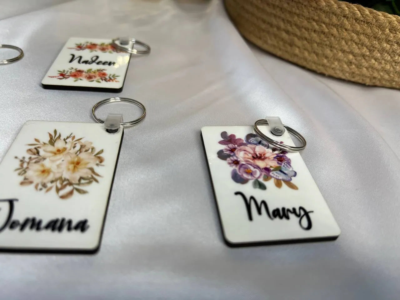 Wooden Keychain-Customization Options - WE PRINT