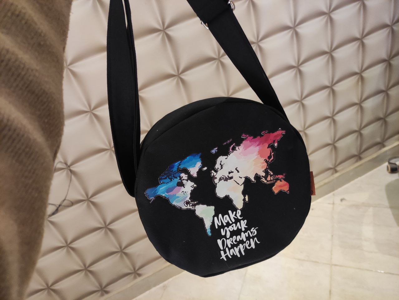 حقيبة دائرية - اشتري 2 واحصل على 1 مجانًا