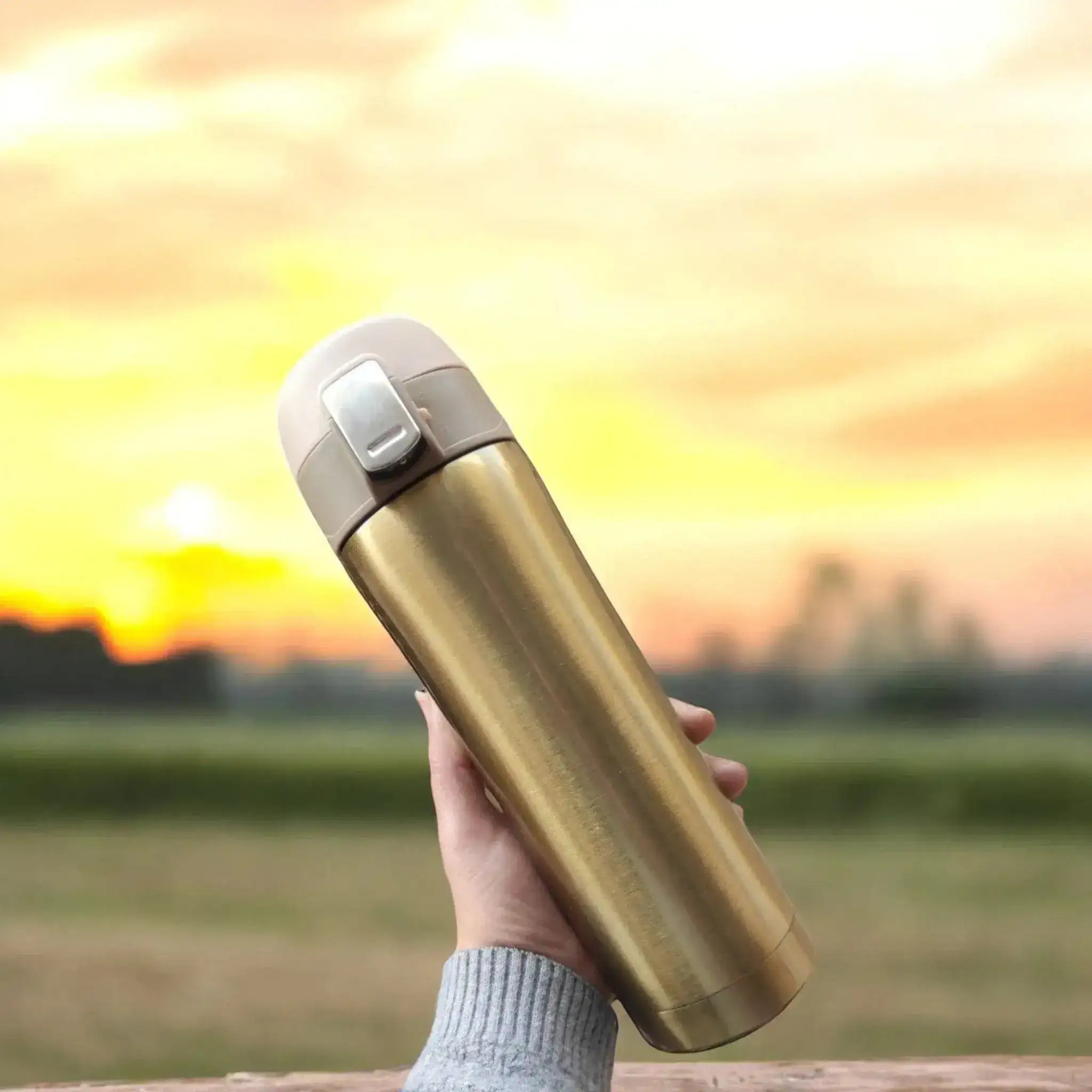 Thermal Mug With lock -Gold-Customization Option - WE PRINT