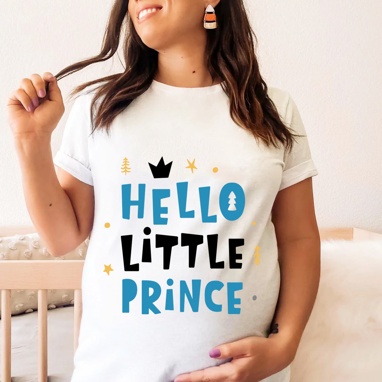 Custom T-shirt for pregnant women