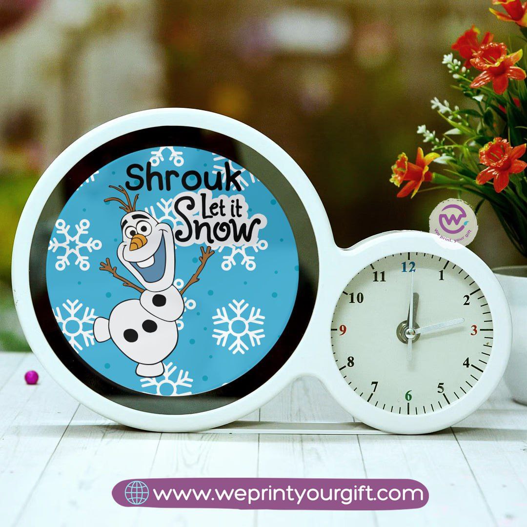 Round Magic Mirror with Clock – Christmas Edition