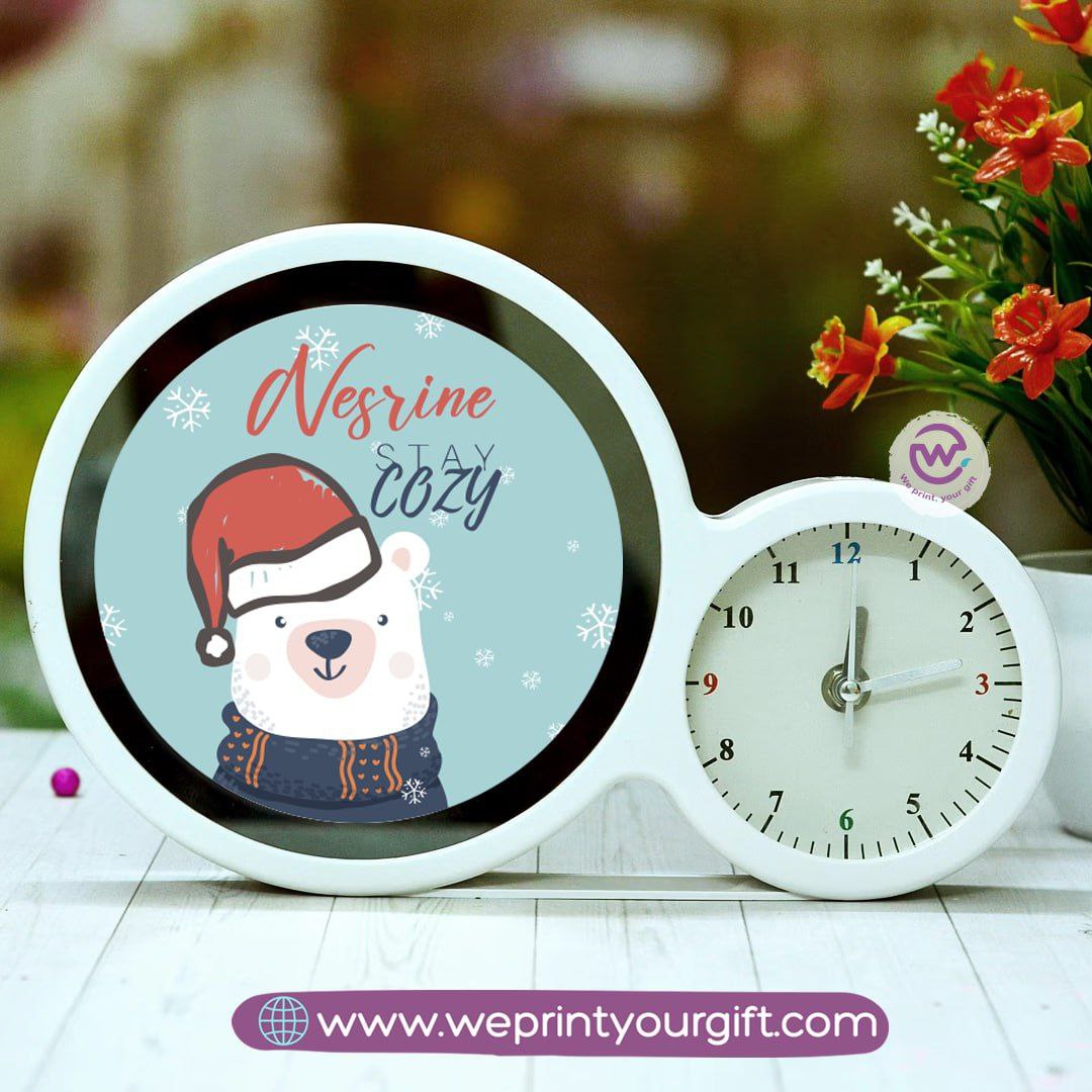 Round Magic Mirror with Clock – Christmas Edition