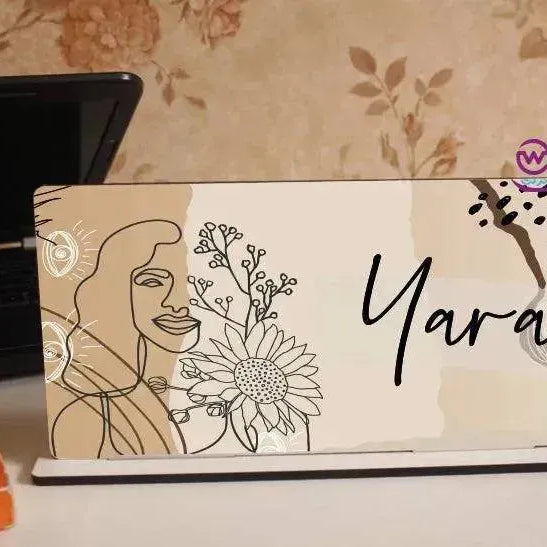 Desk Wooden Sign -Names-F - WE PRINT