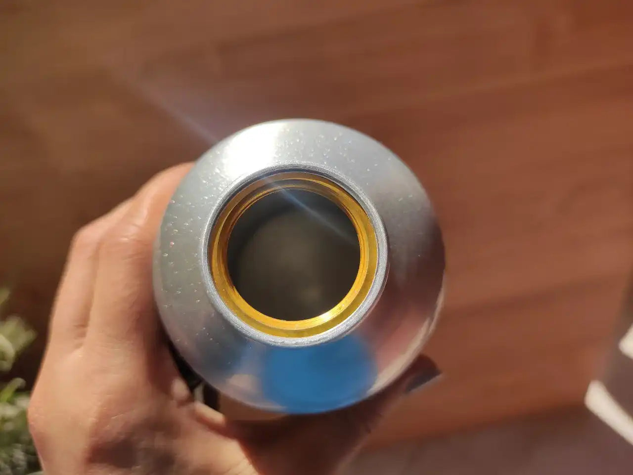 زجاجة مياه ألومنيوم فضية - اشترِ 2 واحصل على 1 مجانًا