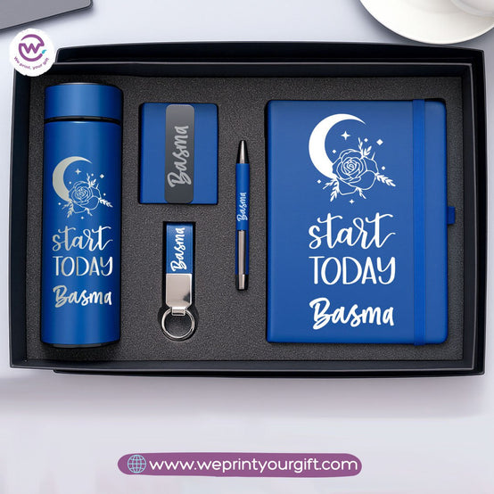 صندوق هدايا فاخر مُخصّص - مجموعة من 5 قطع مُخصّصة بالاسم | نطبع هديتك