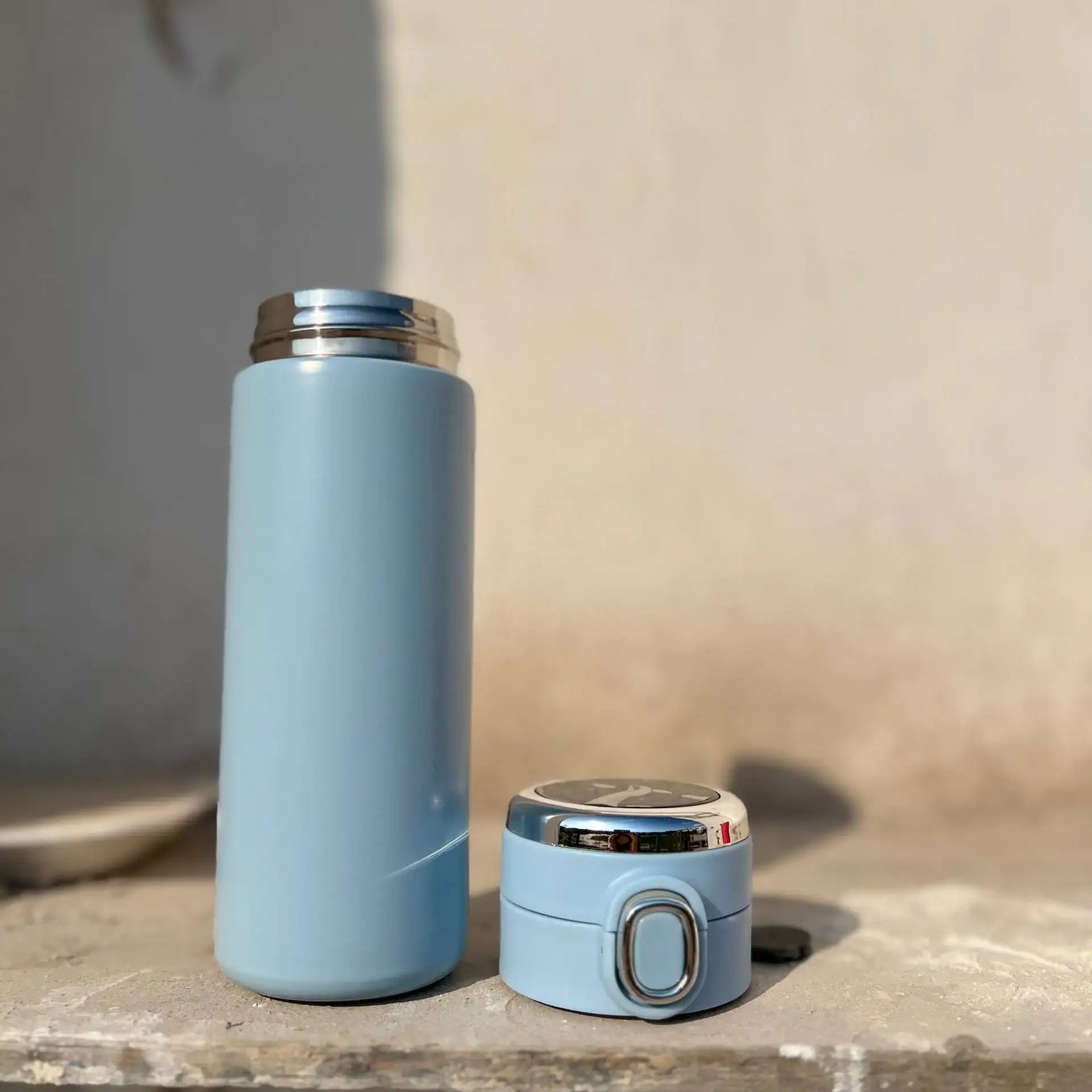 Smart Thermal Bottle with Temperature Display – 420 ml -Customization Option