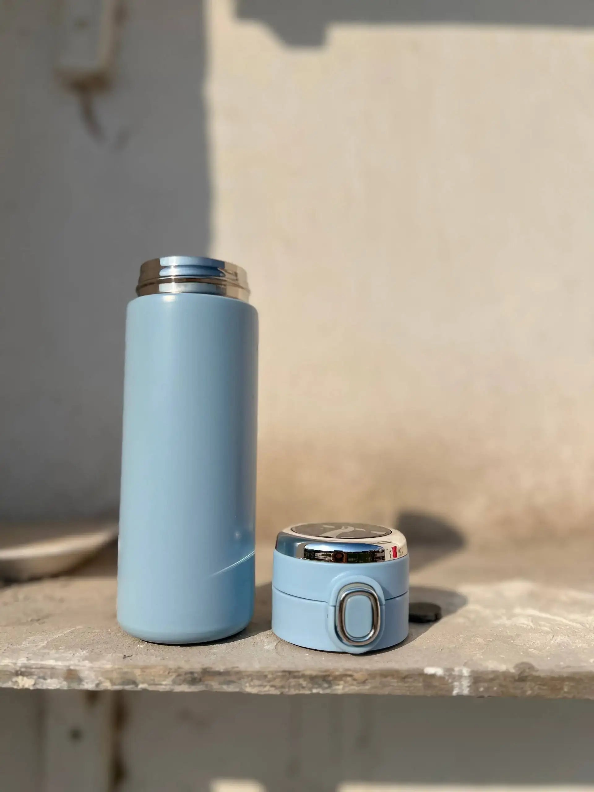 Smart Thermal Bottle with Temperature Display – 420 ml -Customization Option