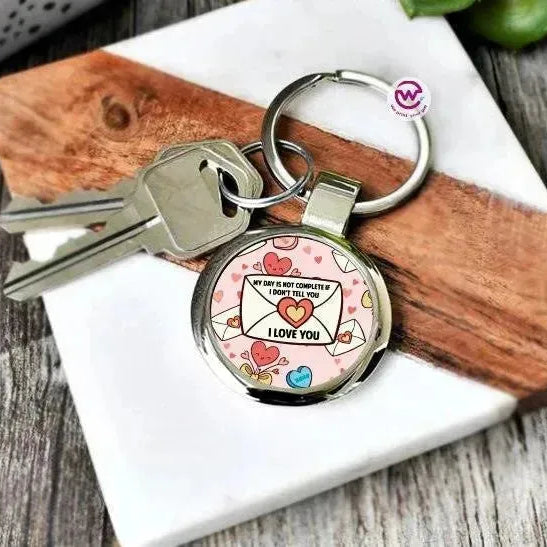 Round Metal Keychain - Lovers - WE PRINT