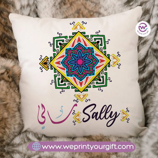 Square Cushion -Names - WE PRINT